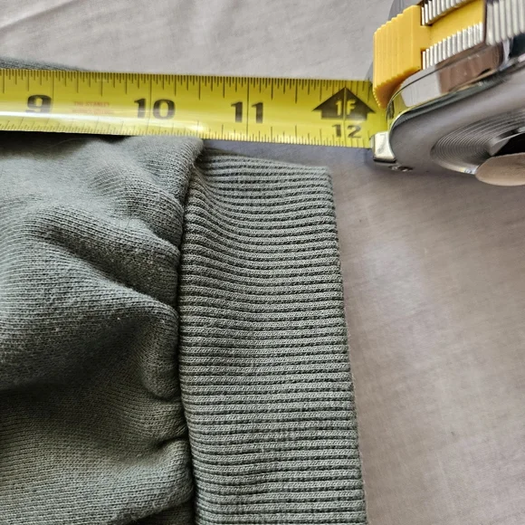 Large Free Assembly Green Puff Sleeve Sweater Dress - Picture 8 of 8